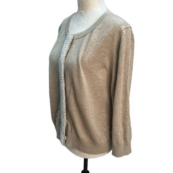 𝅺banana Republic Beige Cardigan Sweater 3/4 sleeve Beaded Front Size XL - Picture 5 of 10